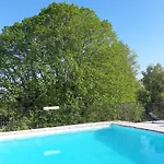 Logis Des Magnans - Le Murier - Panzió
