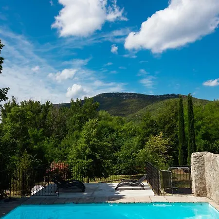 Logis Des Magnans - Le Murier - B&B